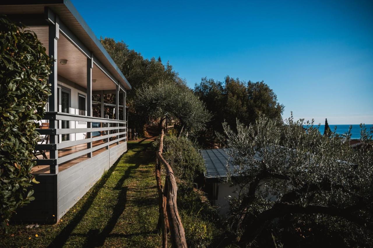 Agriturismo Rose Di Pietra Pietra Ligure Dış mekan fotoğraf