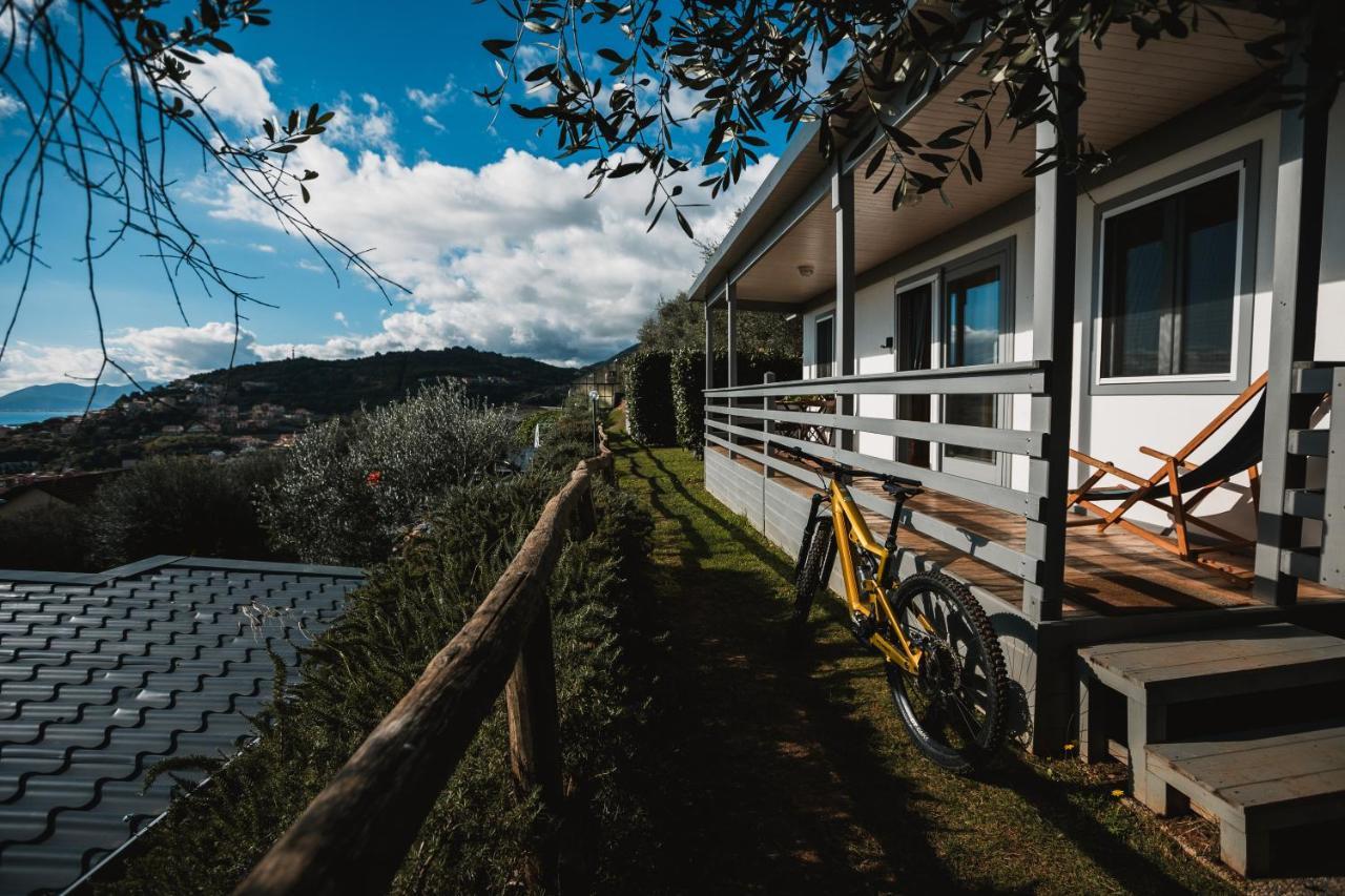 Agriturismo Rose Di Pietra Pietra Ligure Dış mekan fotoğraf