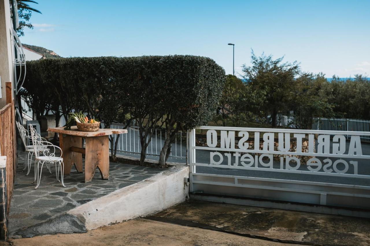 Agriturismo Rose Di Pietra Pietra Ligure Dış mekan fotoğraf