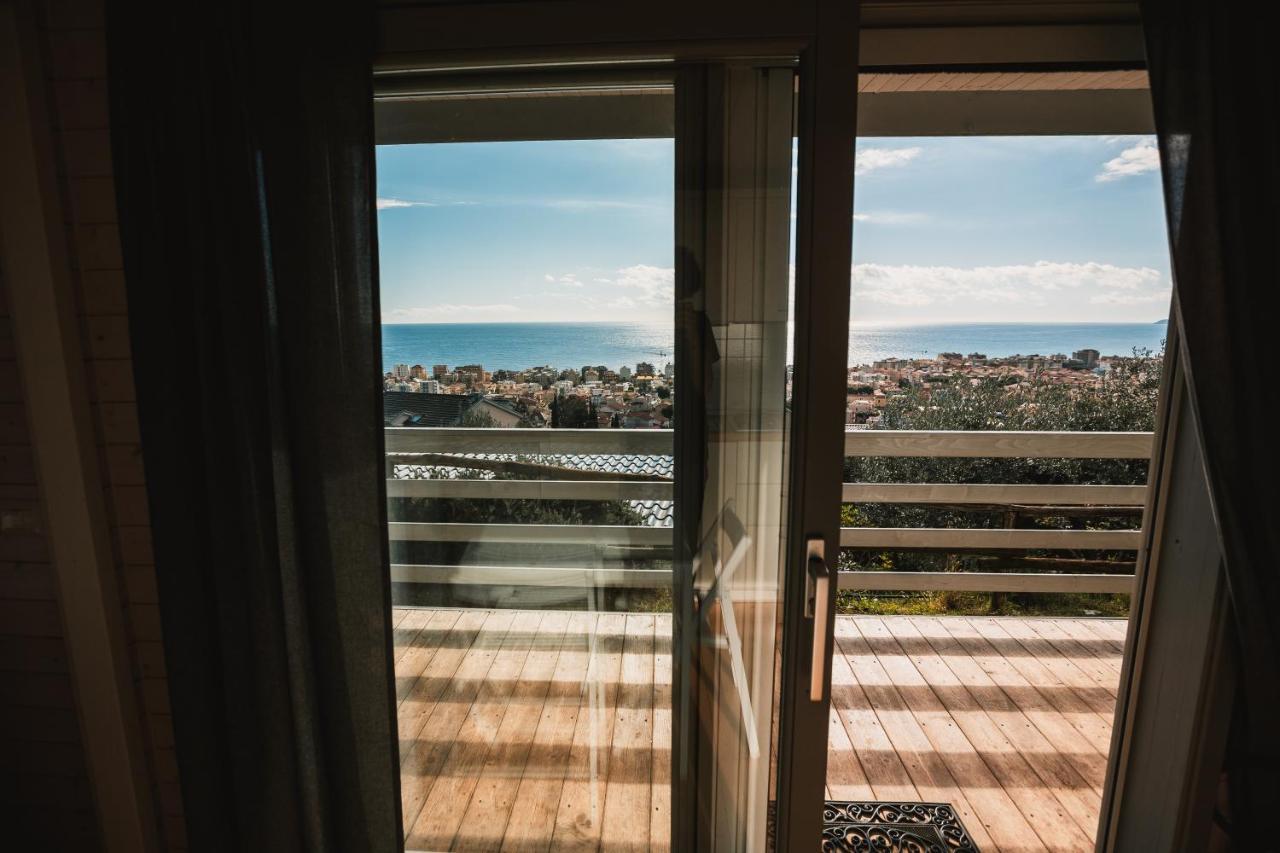 Agriturismo Rose Di Pietra Pietra Ligure Dış mekan fotoğraf