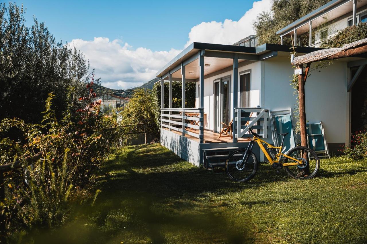 Agriturismo Rose Di Pietra Pietra Ligure Dış mekan fotoğraf